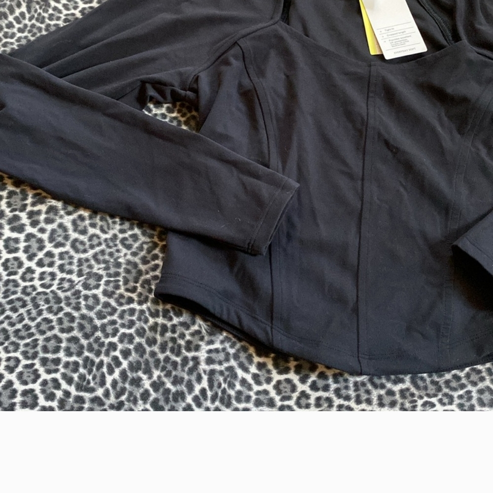 Women's XL Black Long-Sleeve Scoop Neck NWT All In Motion Brand
